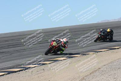 media/Oct-13-2025-Moto Forza (Mon) [[a66d839500]]/2-A Group/Session 2 (Bowl)/